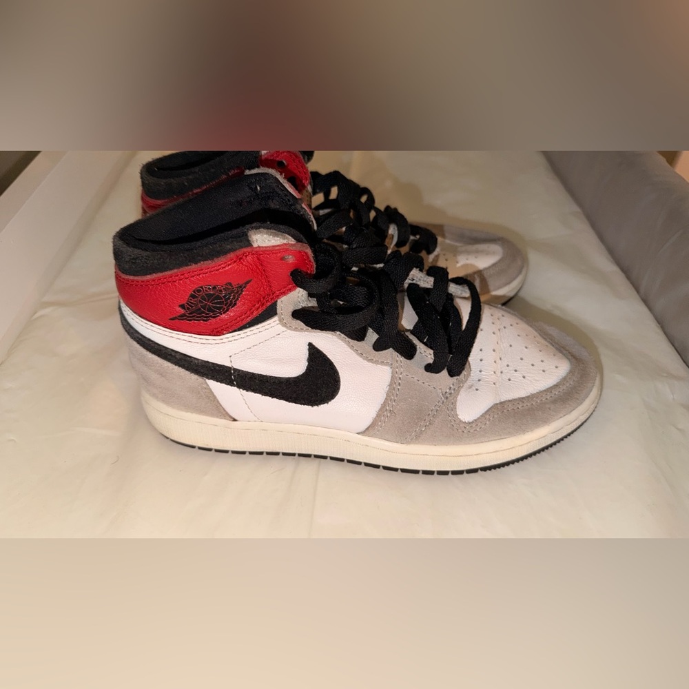 Air Jordan 1 Retro High OG “Heritage” (Size 4.5Y) - Picture 2 of 3
